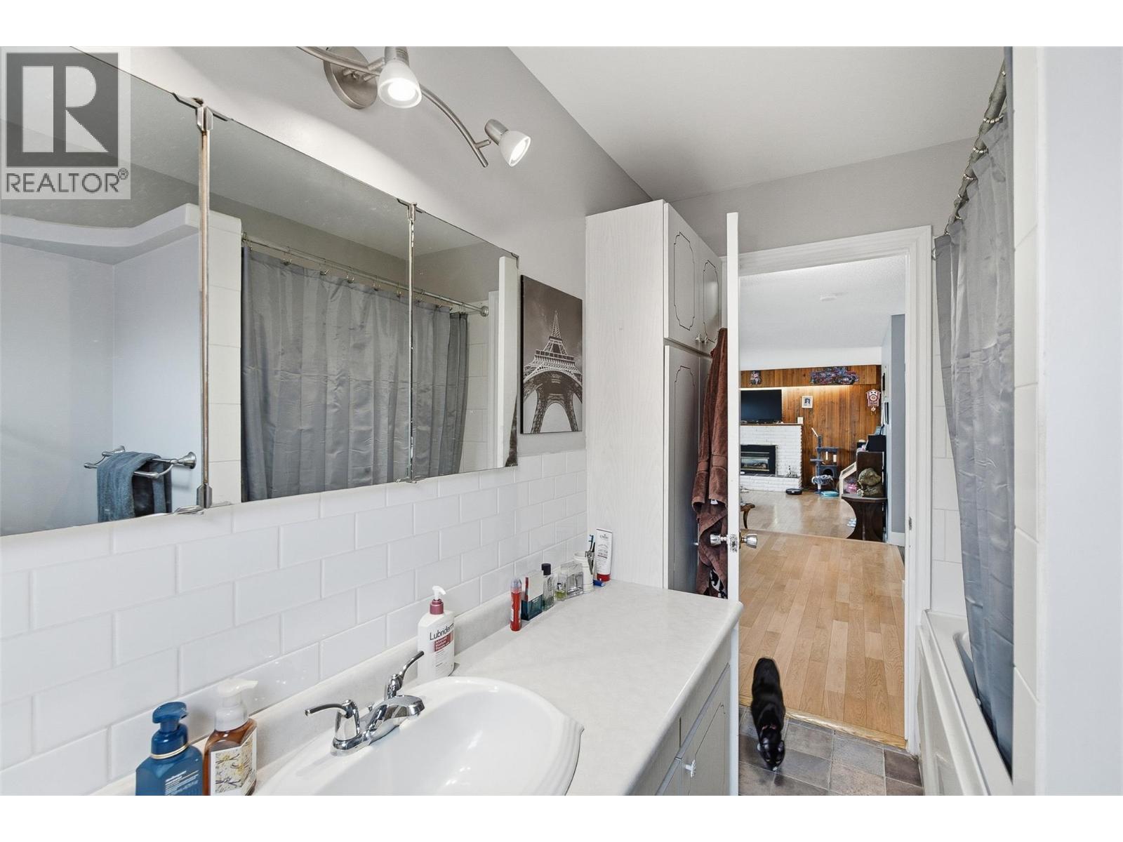 1801 HAMILTON Avenue - 15