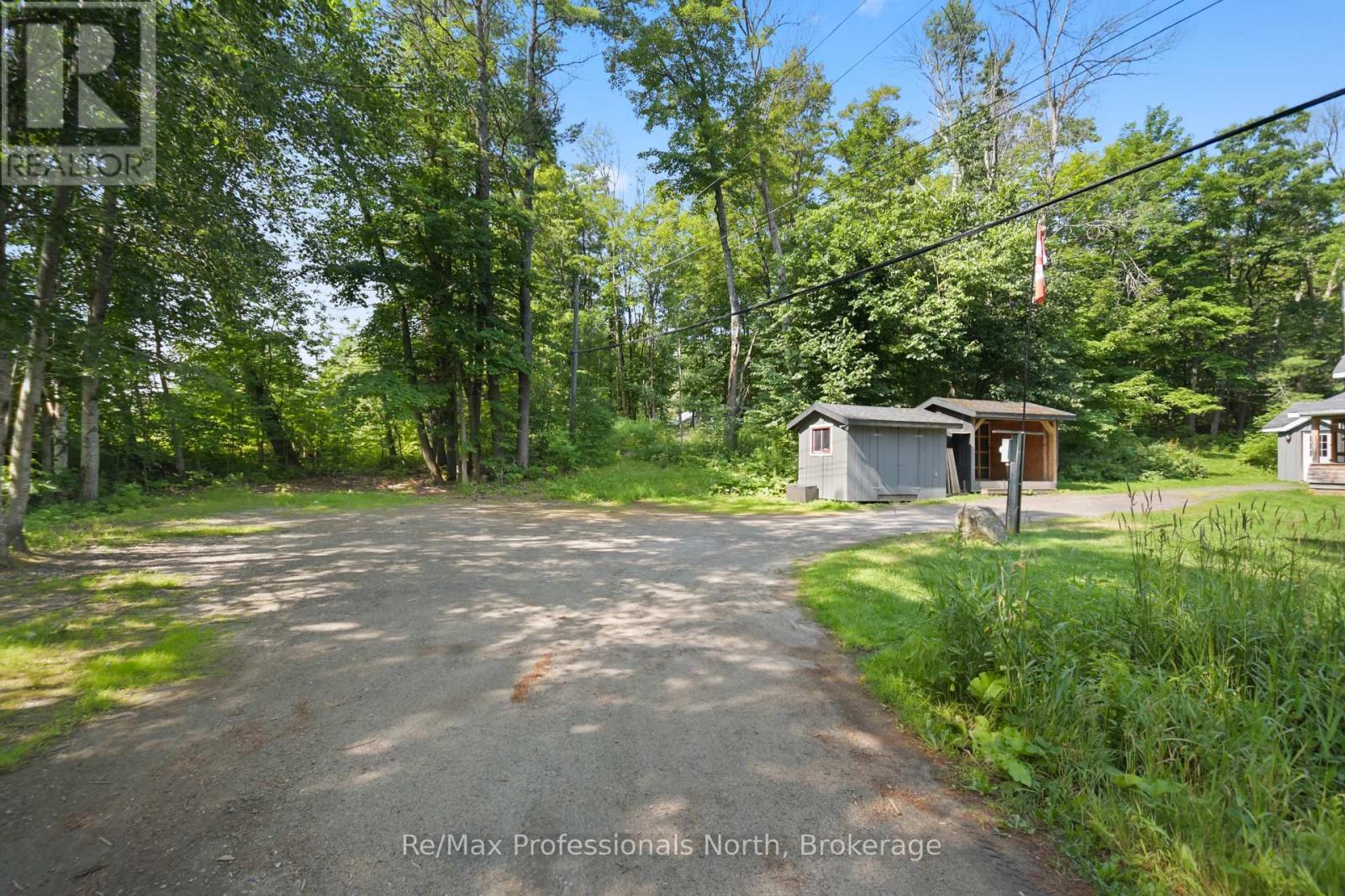1658 HOUSEY'S RAPIDS ROAD - 36
