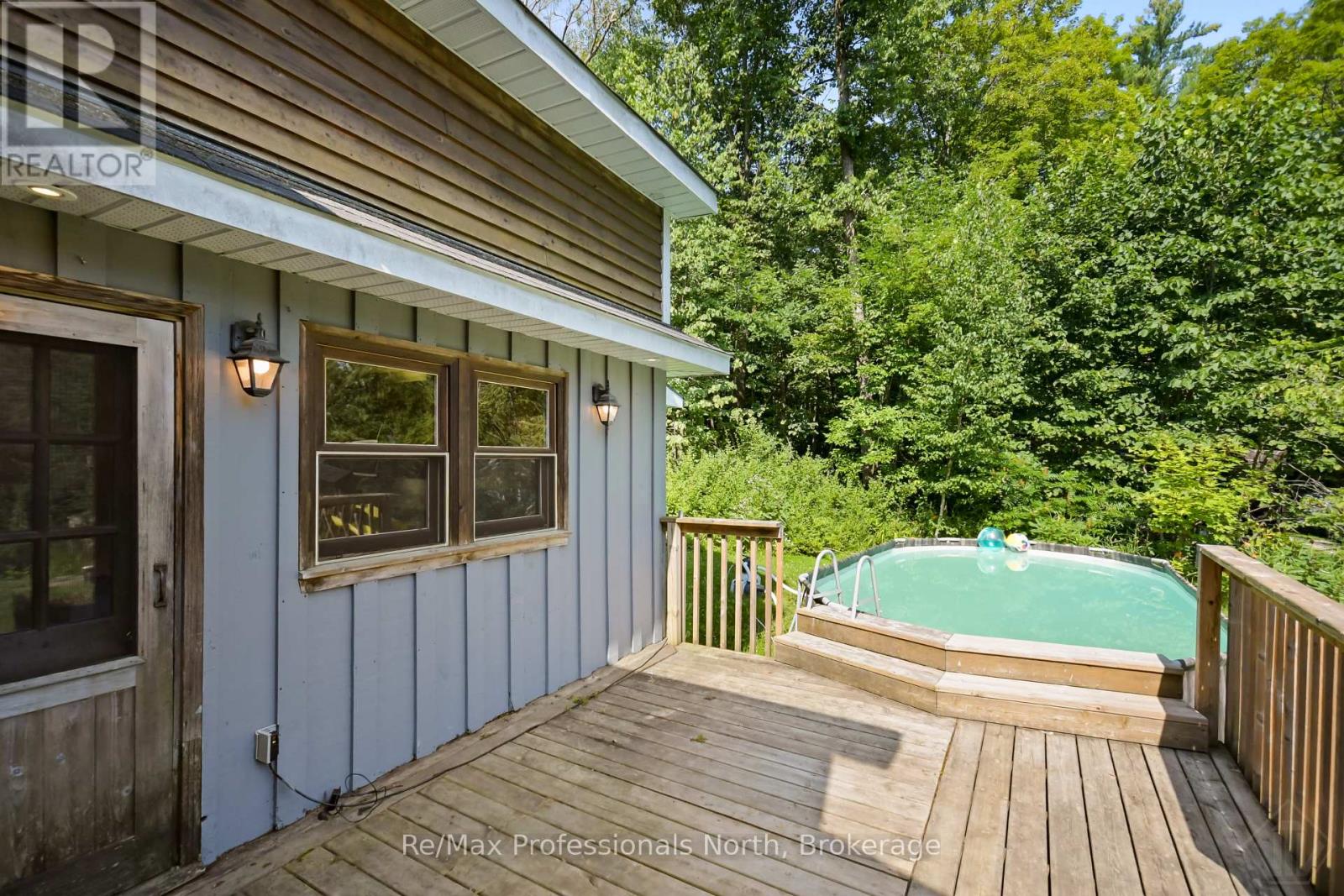 1658 HOUSEY'S RAPIDS ROAD - 37