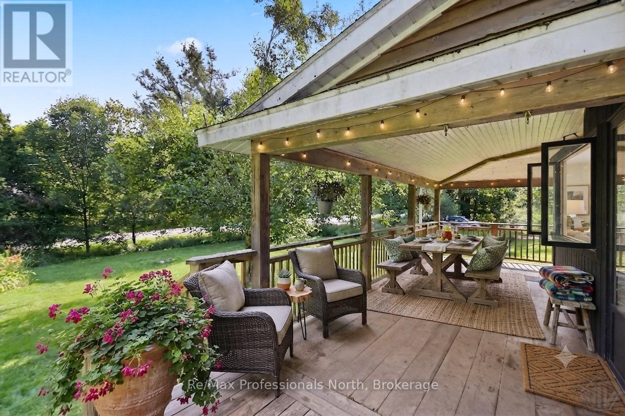 1658 HOUSEY'S RAPIDS ROAD - 45
