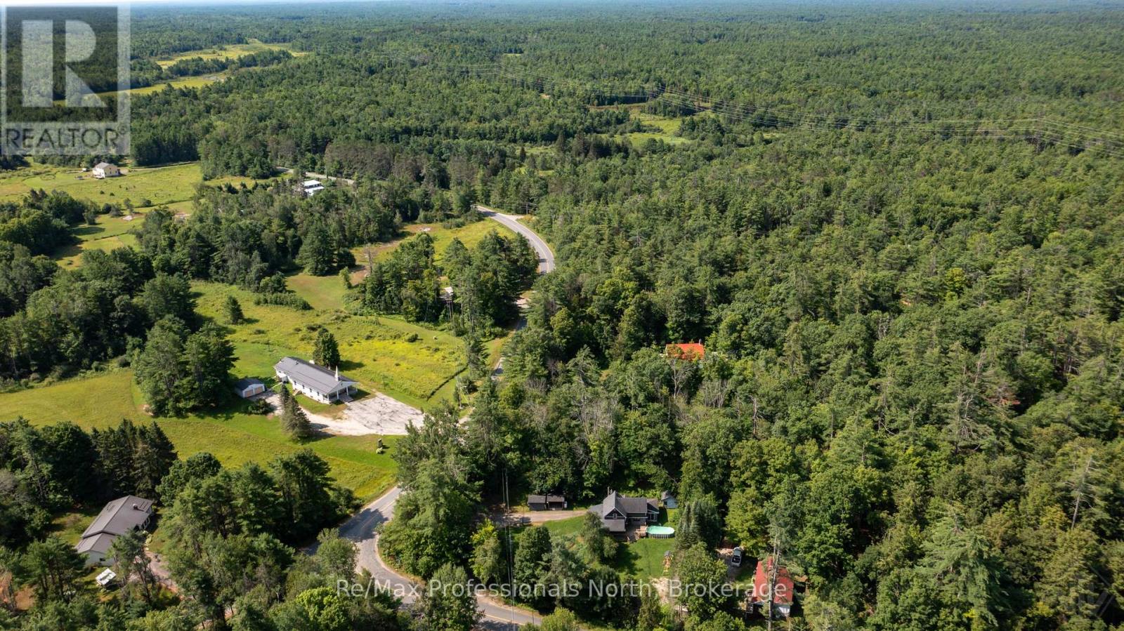 1658 HOUSEY'S RAPIDS ROAD - 42