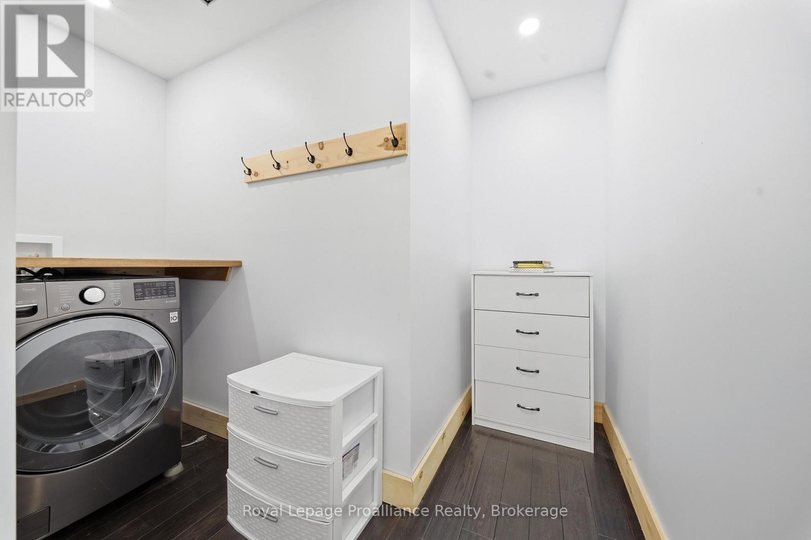 282-G COTTAGE LANE - Image 30
