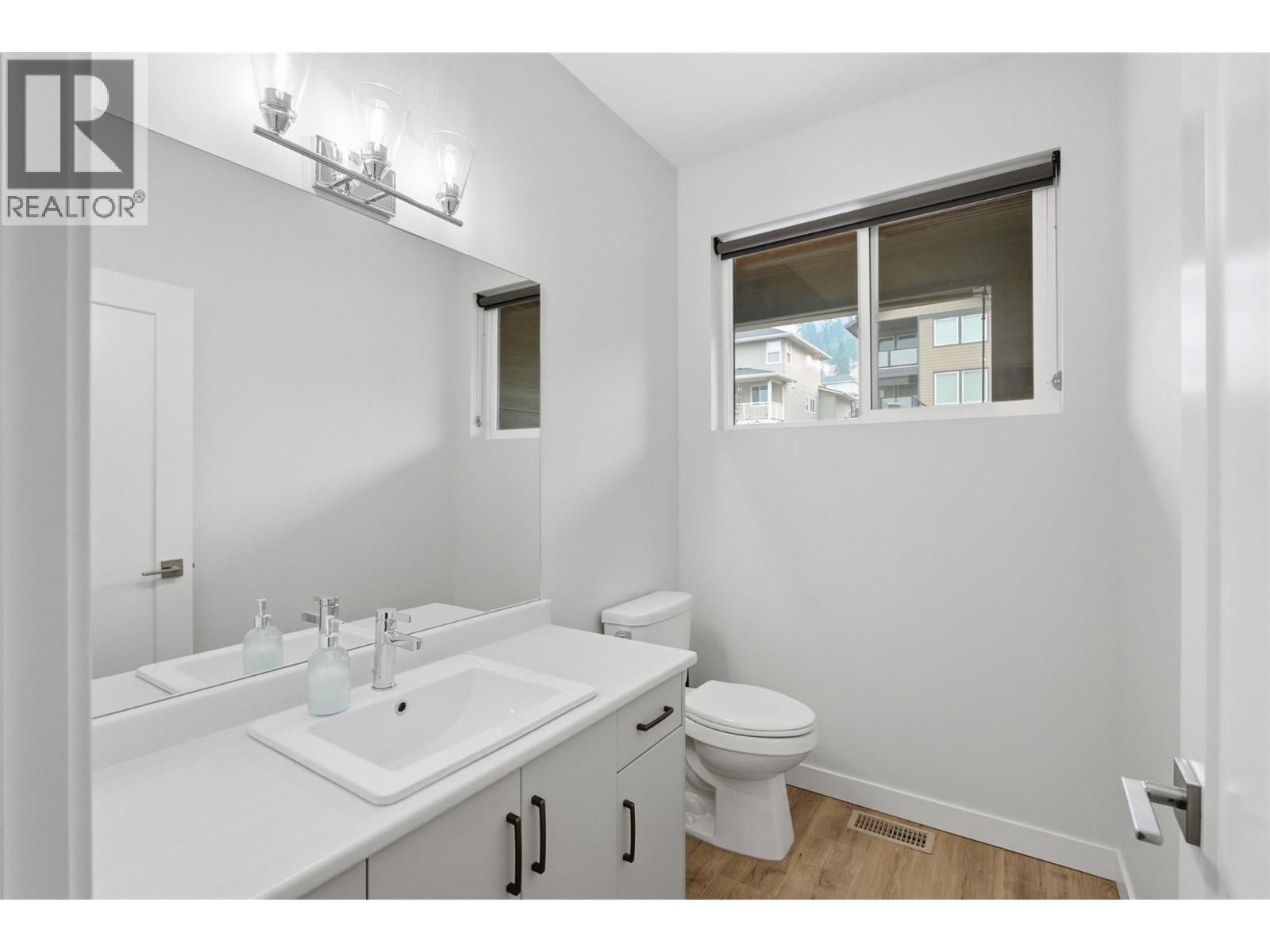 #122 1901 Qu'Appelle Boulevard - 9