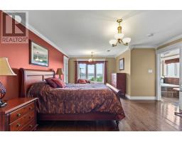 45 Kestrel Drive thumbnail 18