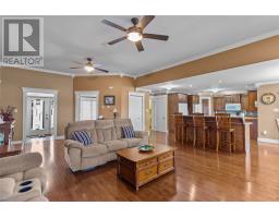 45 Kestrel Drive thumbnail 8