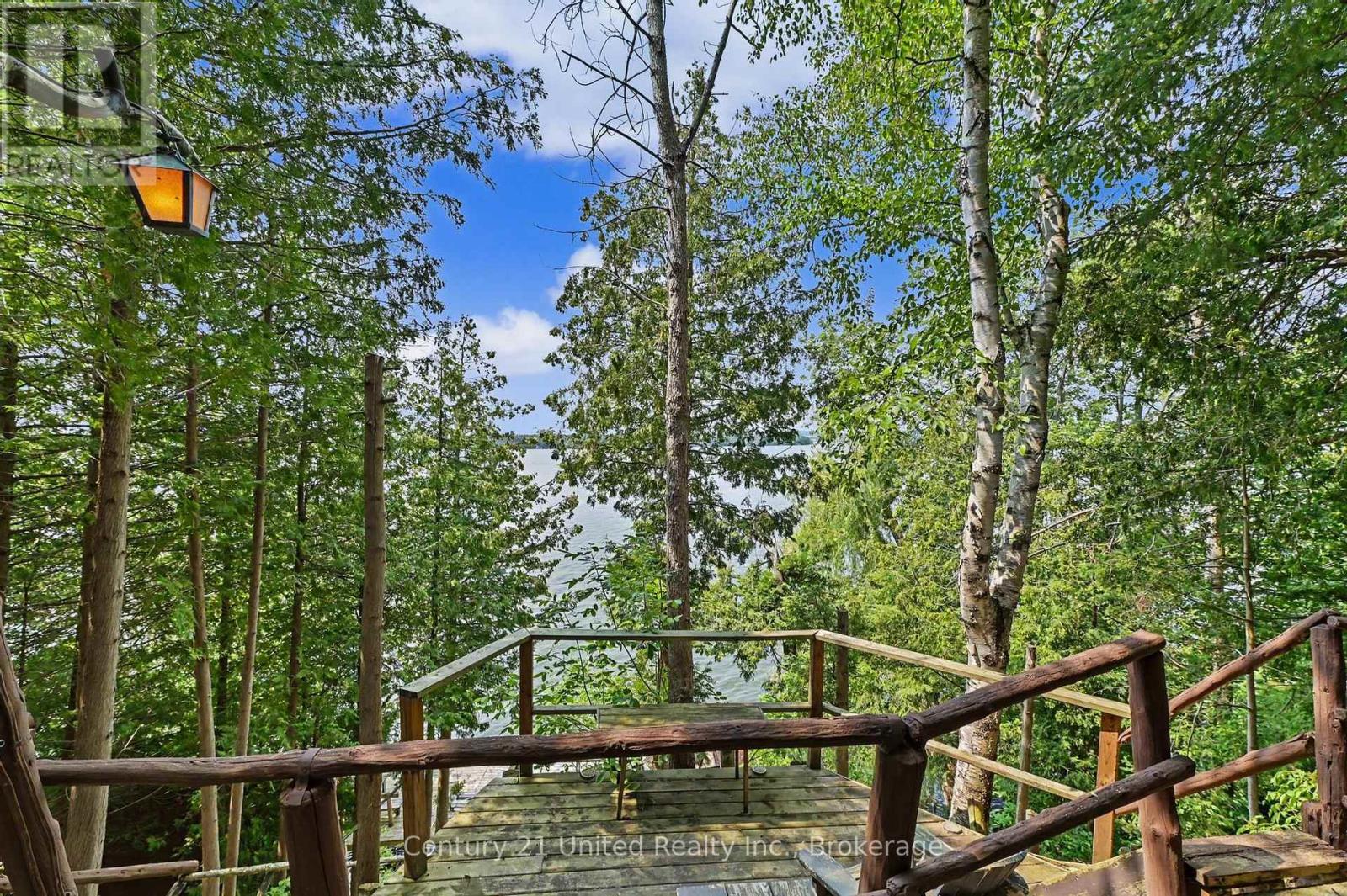 176 ROBINS ROAD - 42