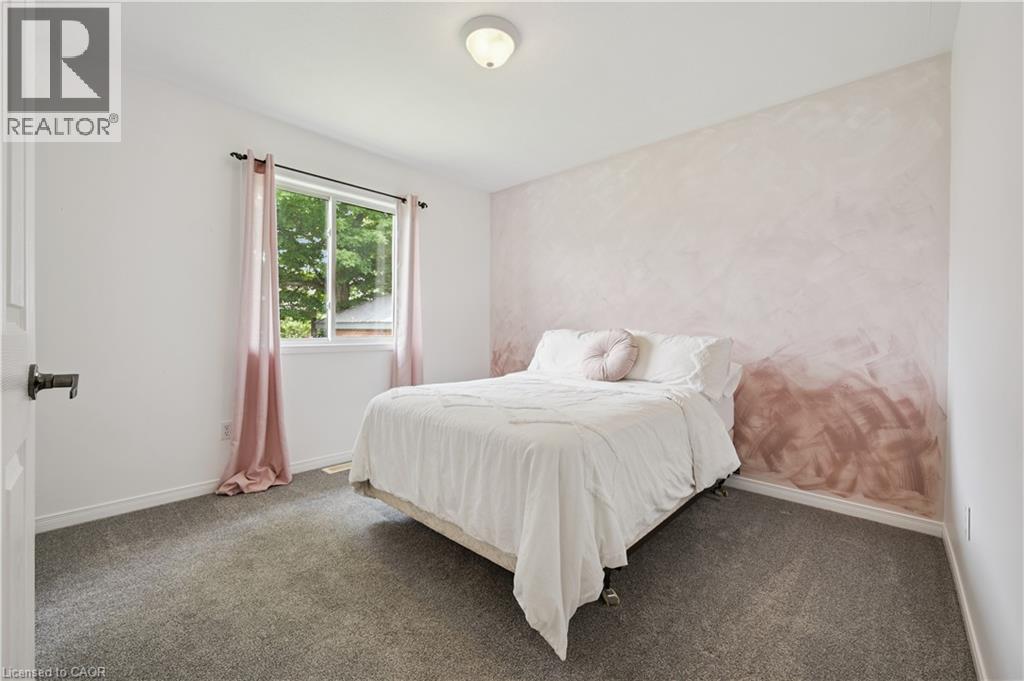 4 GEORGE Street - 23