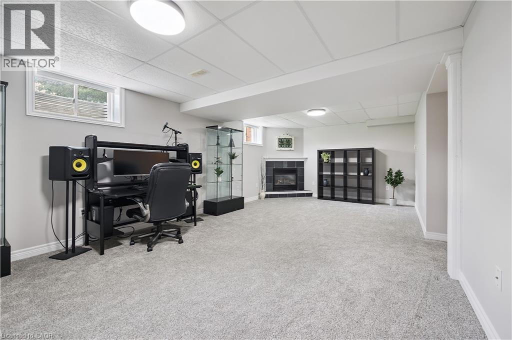 4 GEORGE Street - 29