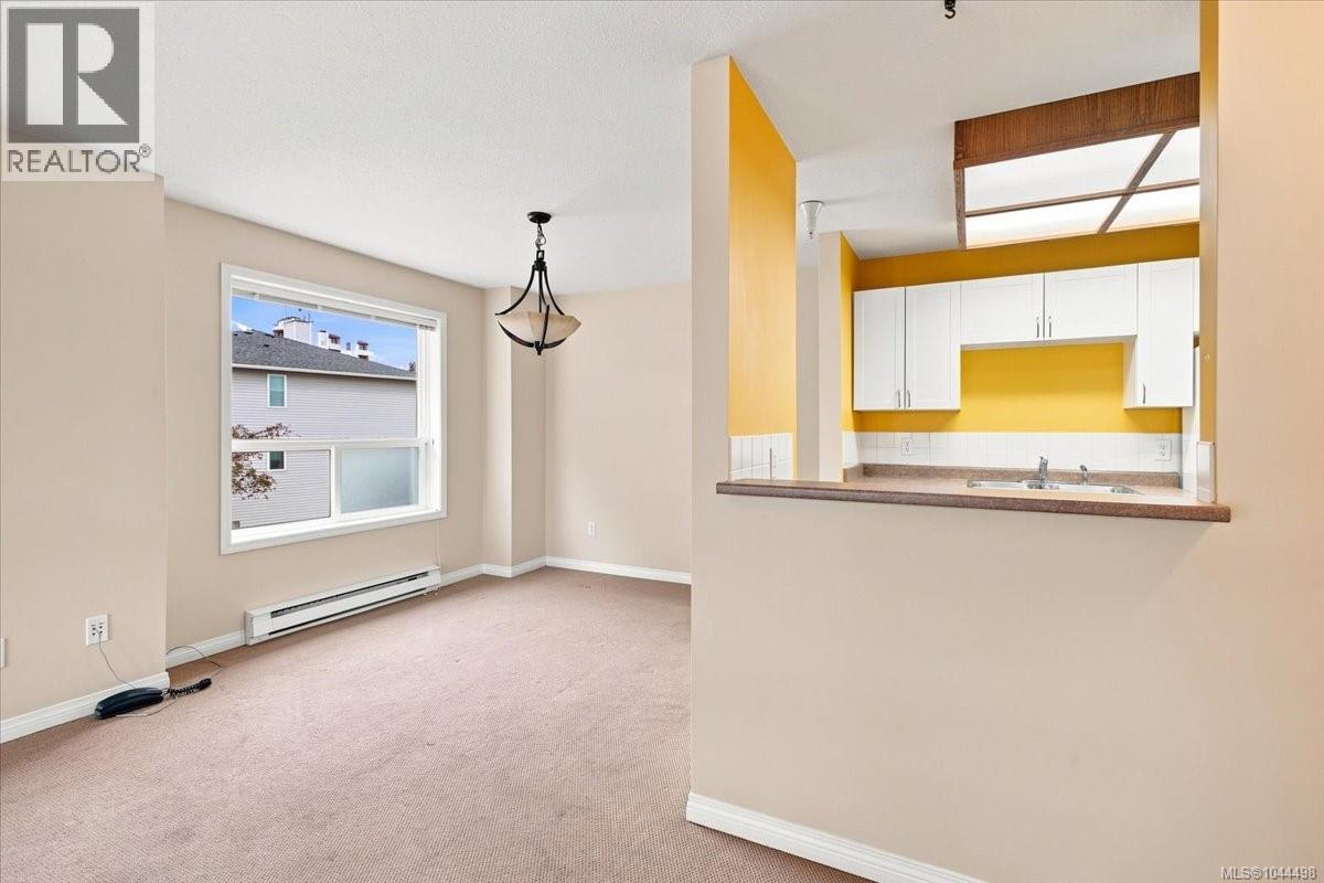 #307 1631 Dufferin Cres - 4