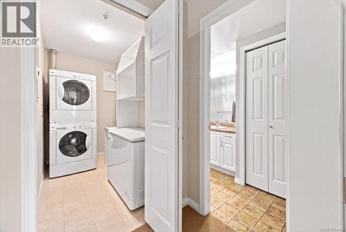 #307 1631 Dufferin Cres - Image 39