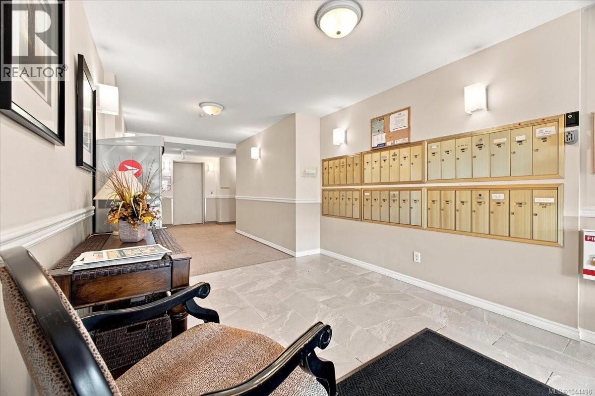 #307 1631 Dufferin Cres - 42