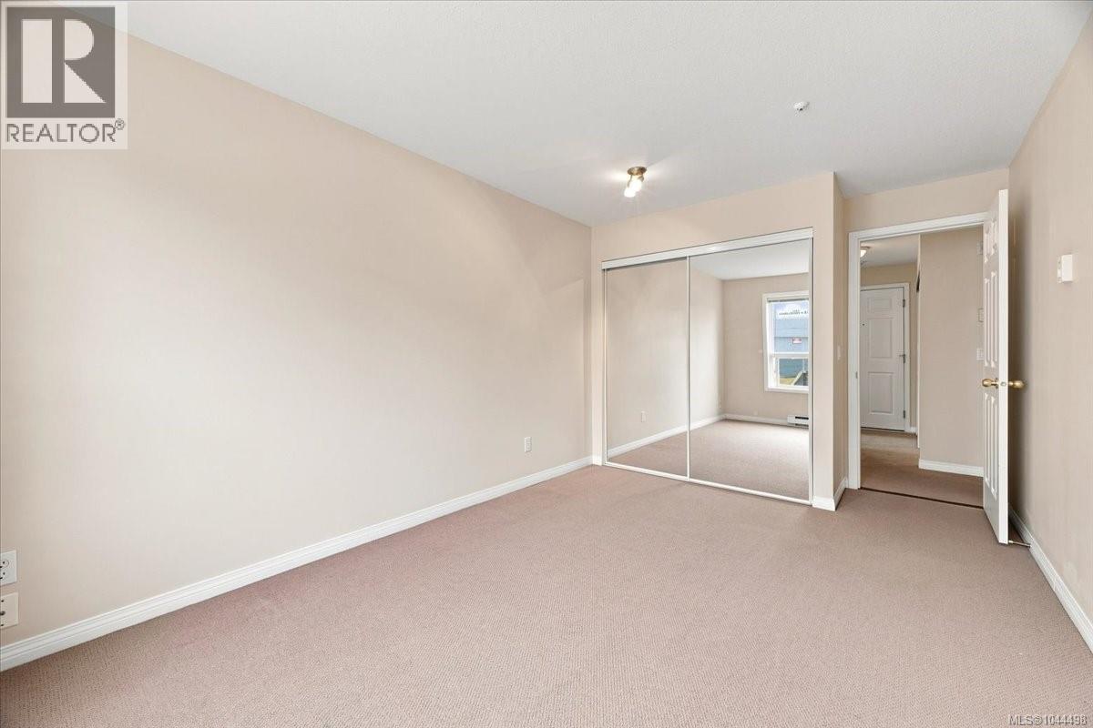 #307 1631 Dufferin Cres - 37