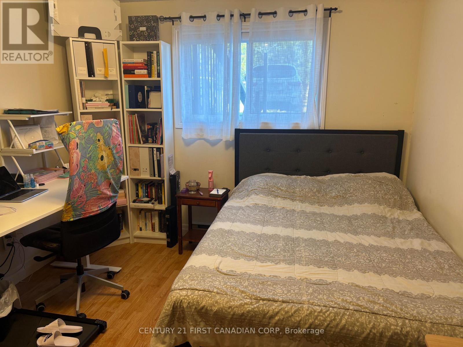 #114 1 JACKSWAY CRESCENT - 12