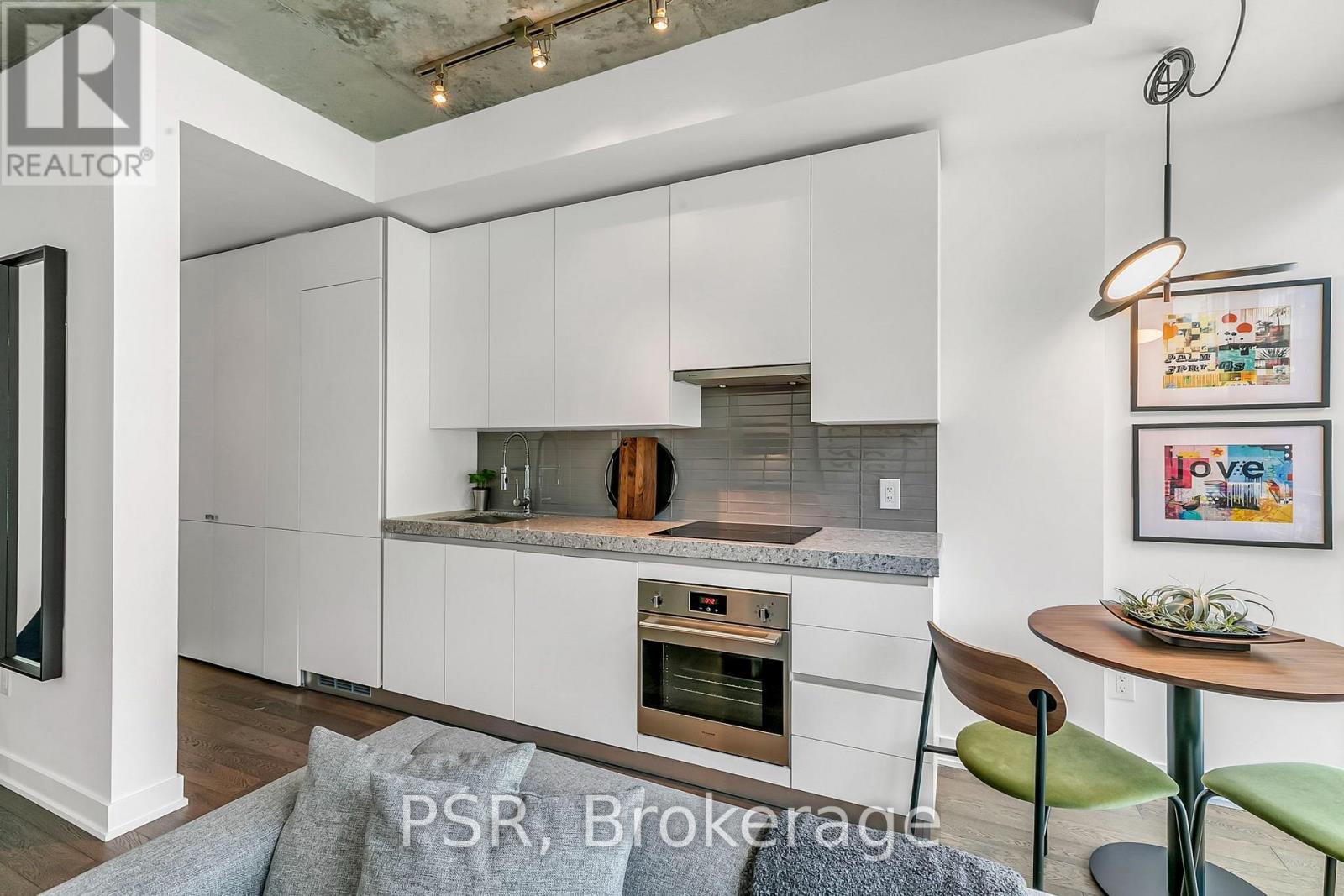 #620 629 KING STREET W - 13