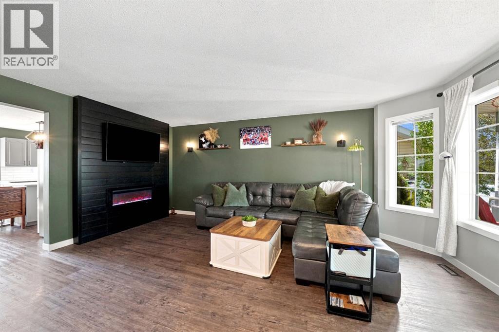 48 Country Ridge Close, Lacombe