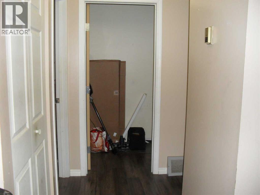 406 3 Street NW - Image 8