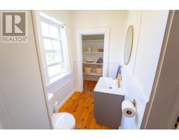 42 Victoria Street, Amherst, NS B4H1C1 Photo 39