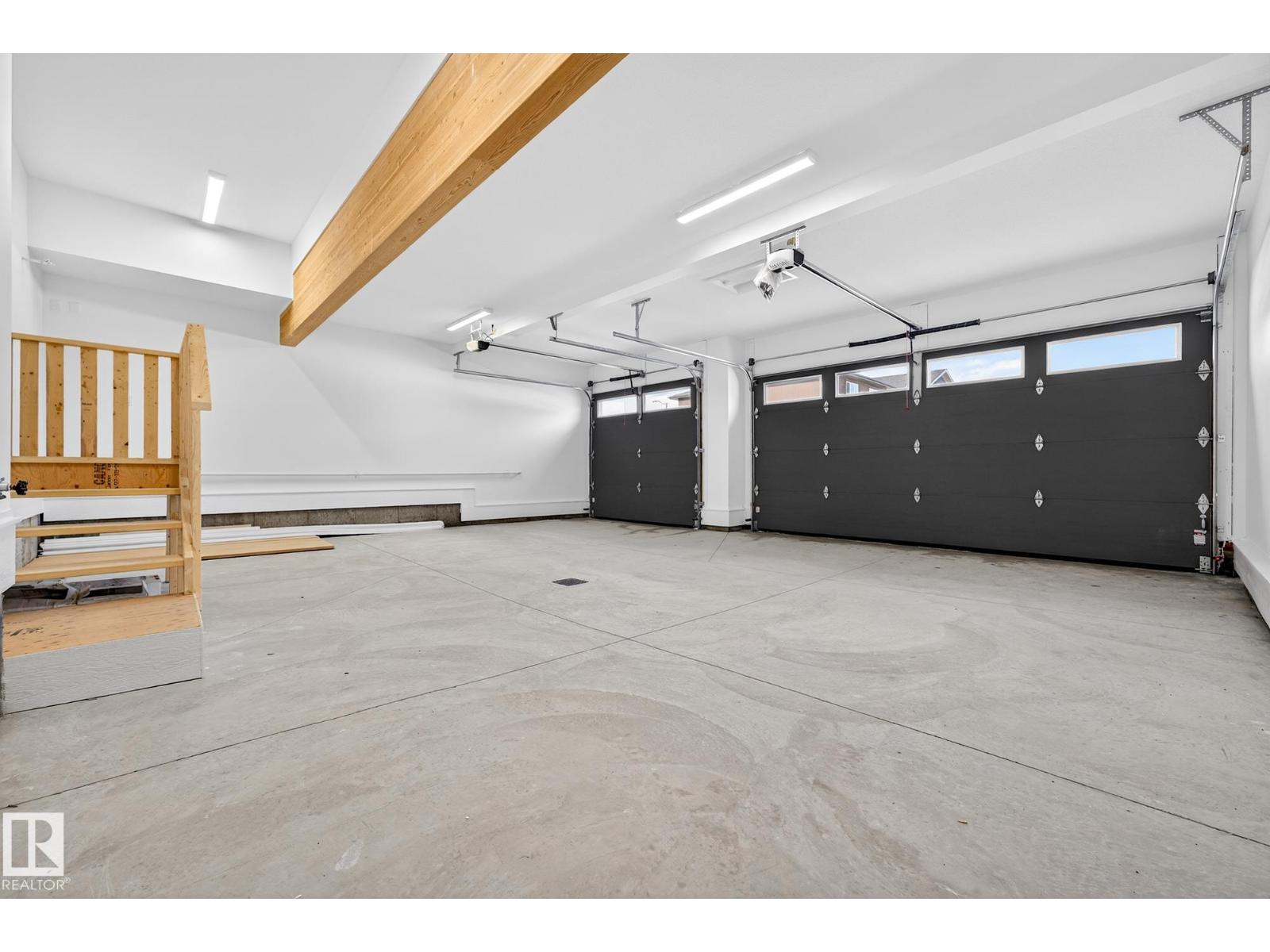 Lot 103 Block 2 - Image 35