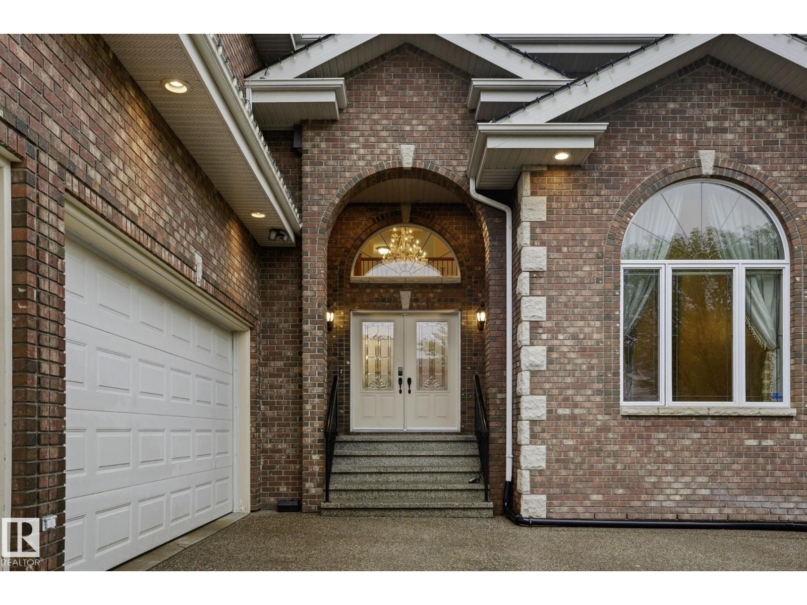 926 HOLLINGSWORTH BN NW - 1