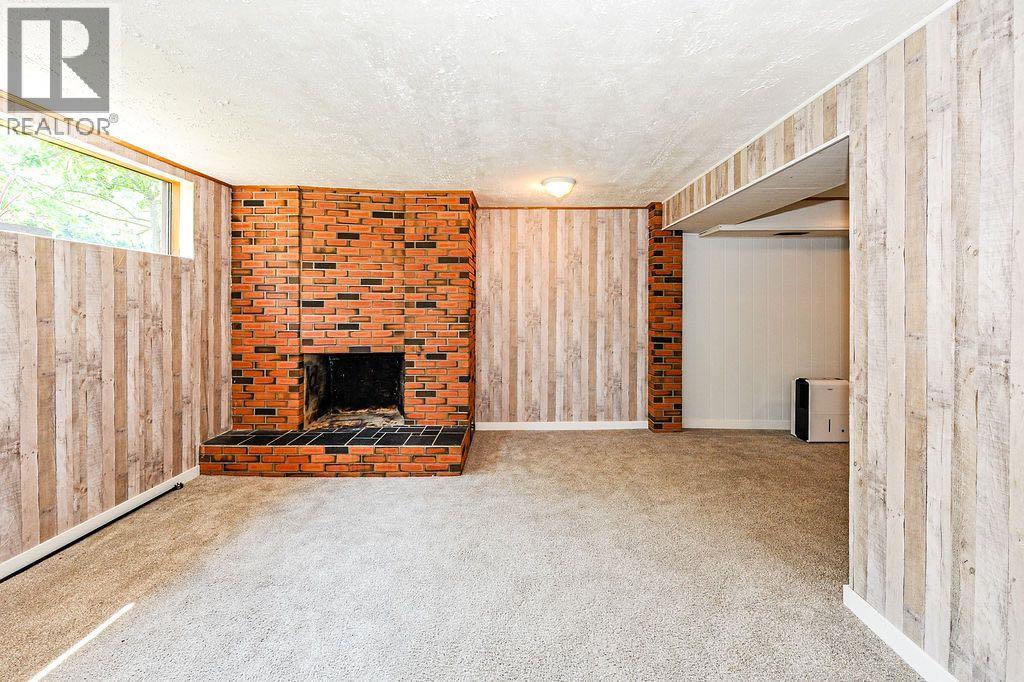 #88 Mount Pleasant Drive - 21
