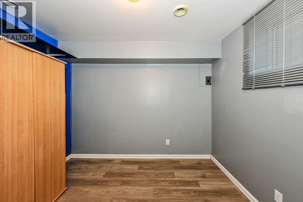 #88 Mount Pleasant Drive - 35