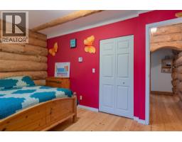 2266 Fifth Avenue, Rossland, BC V0G1Y0 Photo 19