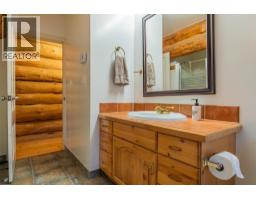 2266 Fifth Avenue, Rossland, BC V0G1Y0 Photo 22
