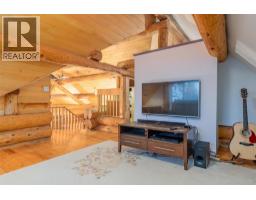 2266 Fifth Avenue, Rossland, BC V0G1Y0 Photo 28