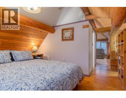 2266 Fifth Avenue, Rossland, BC V0G1Y0 Photo 31