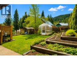 2266 Fifth Avenue, Rossland, BC V0G1Y0 Photo 66