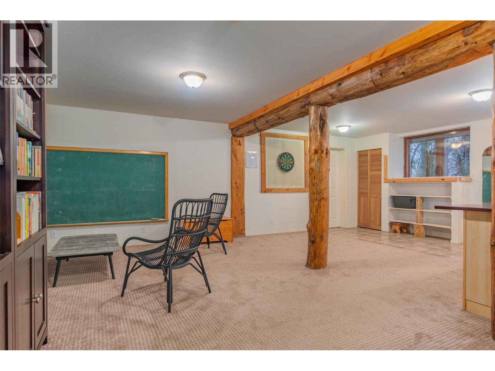 2266 Fifth Avenue, Rossland