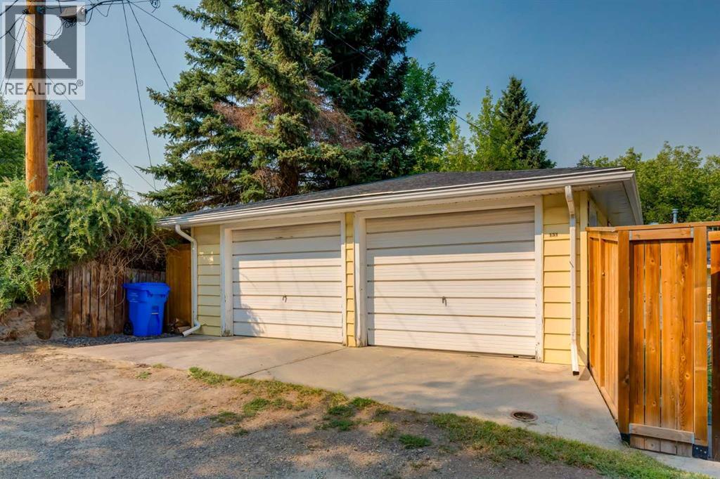 131 Thorncrest Road NW - Image 41