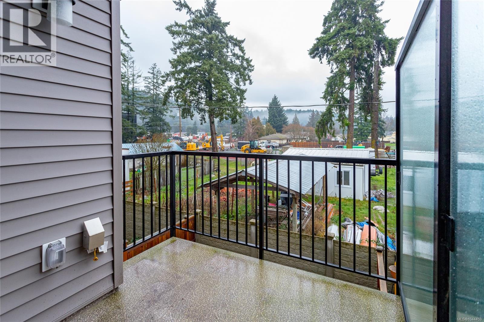 #1206 3351 Luxton Rd - 23