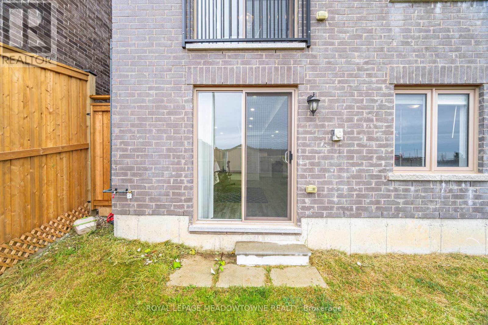 301 RIDLEY CRESCENT - 29