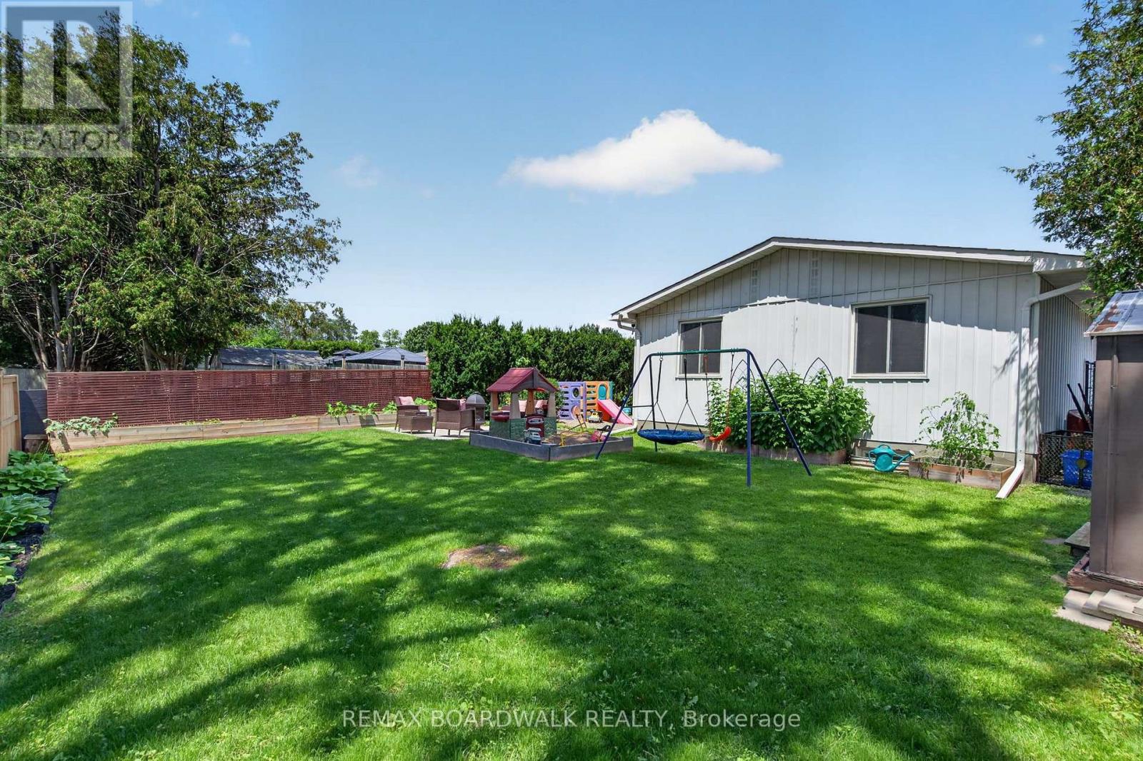 34 BINSCARTH CRESCENT - Image 41