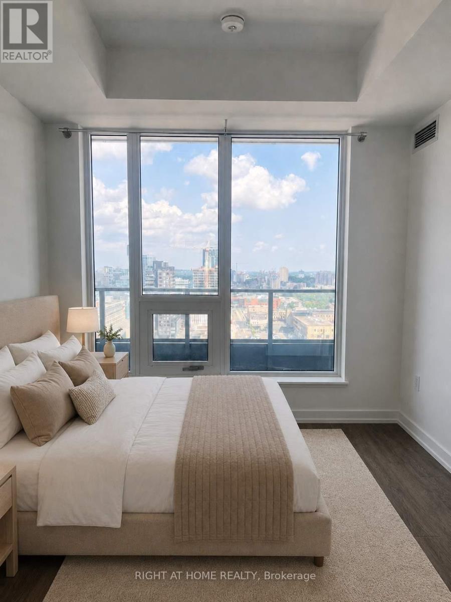 #1804 15 WELLINGTON STREET S - 10