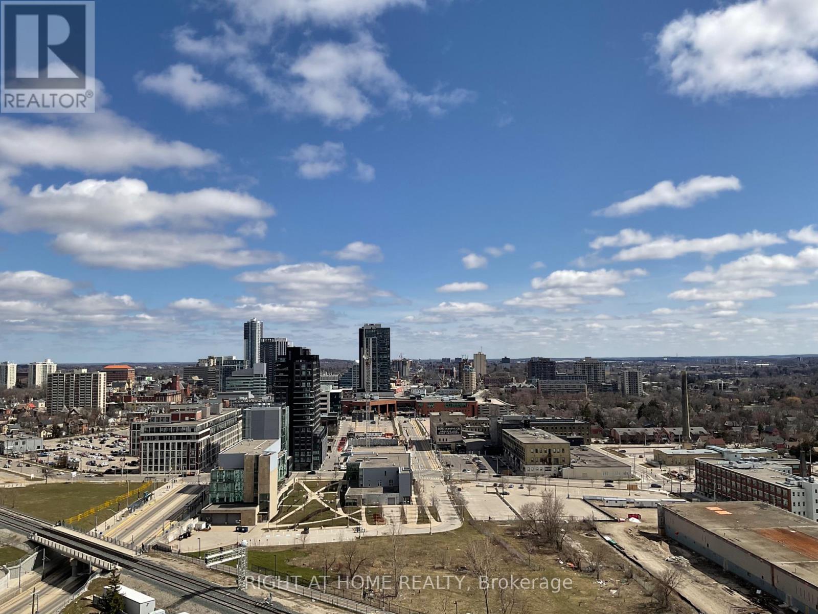 #1804 15 WELLINGTON STREET S - 19