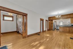 96 Tache Avenue, Winnipeg, MB R2H2Z2 Photo 10