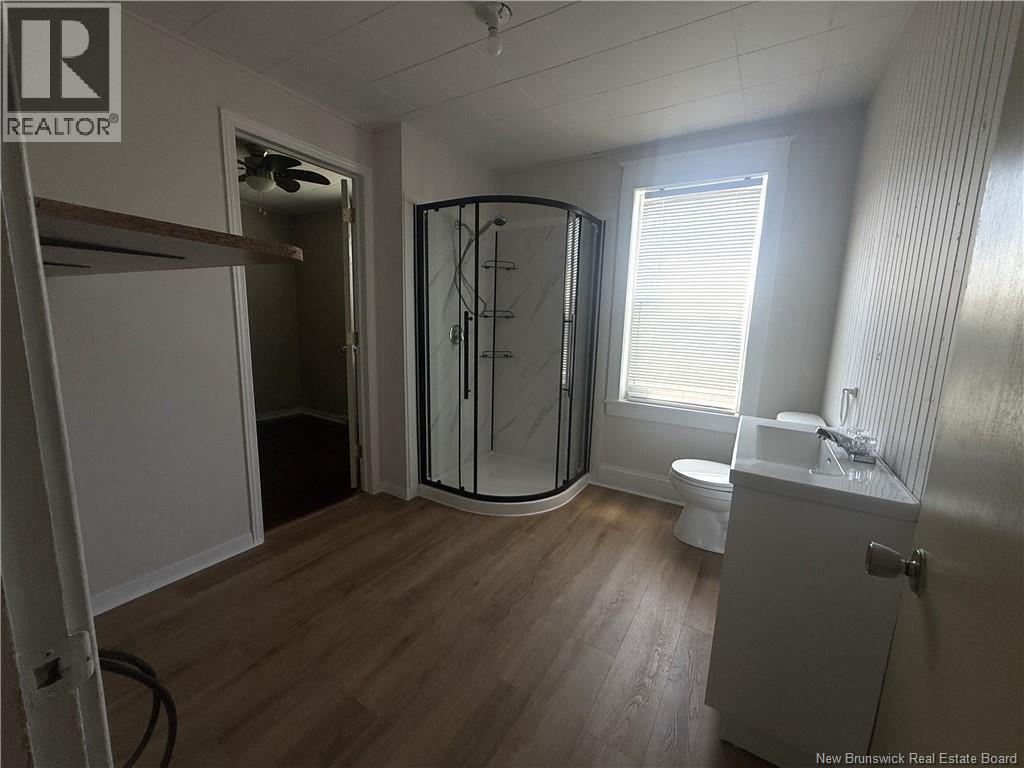 374 Georges Est - 10