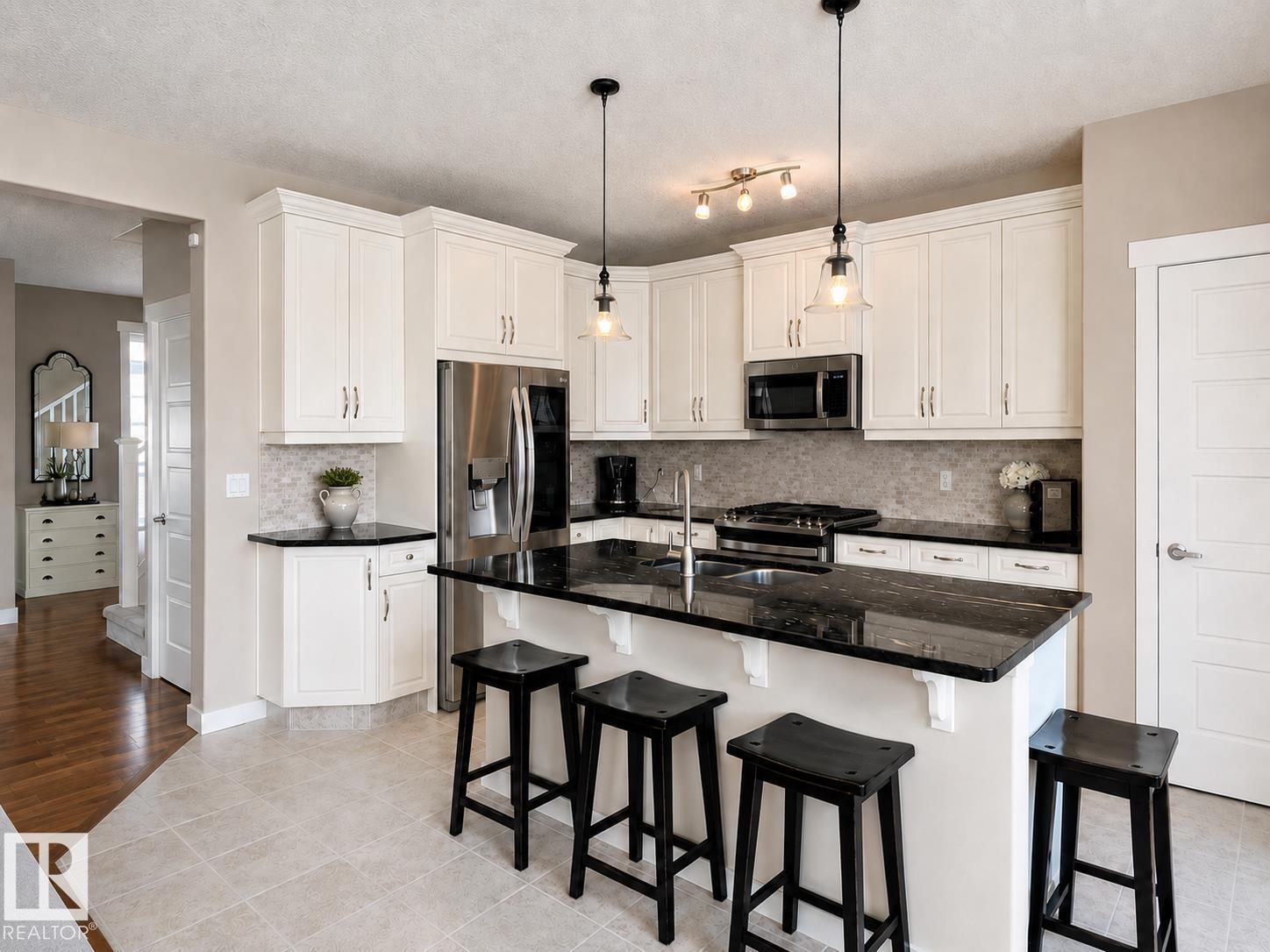 2337 FREZENBERG AV NW - 6