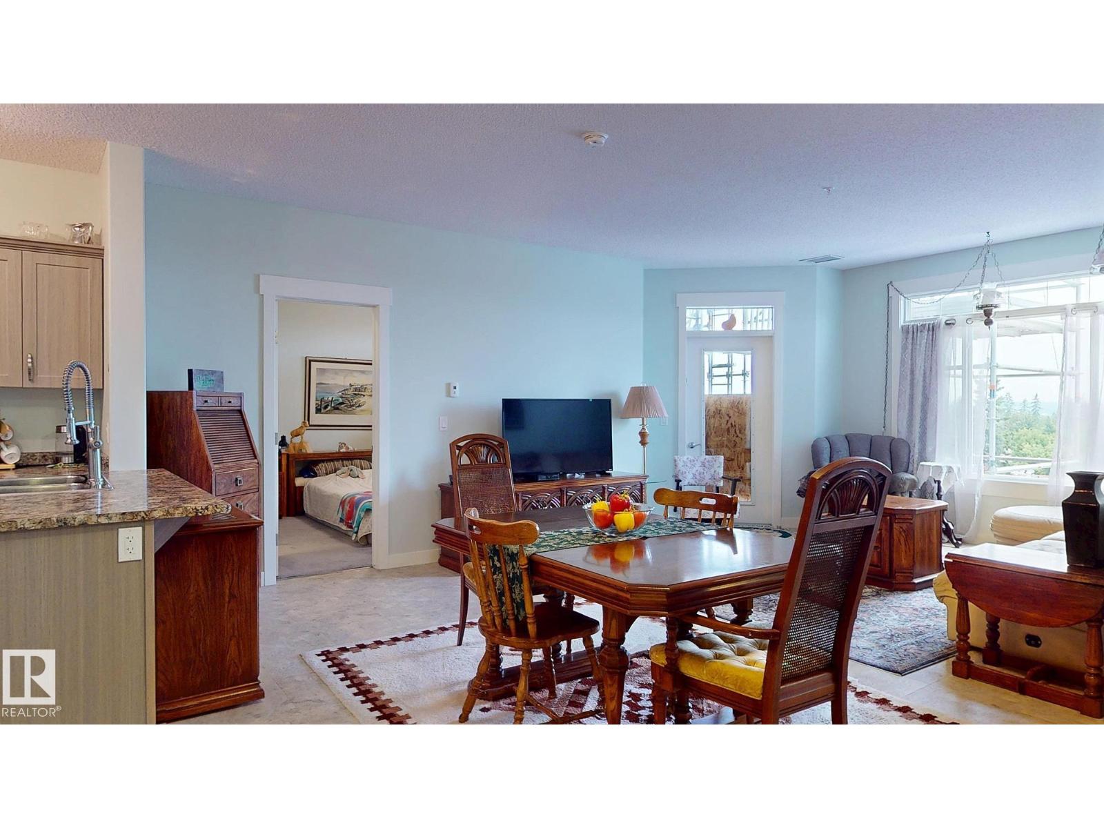 #304 511 QUEEN ST - Image 11