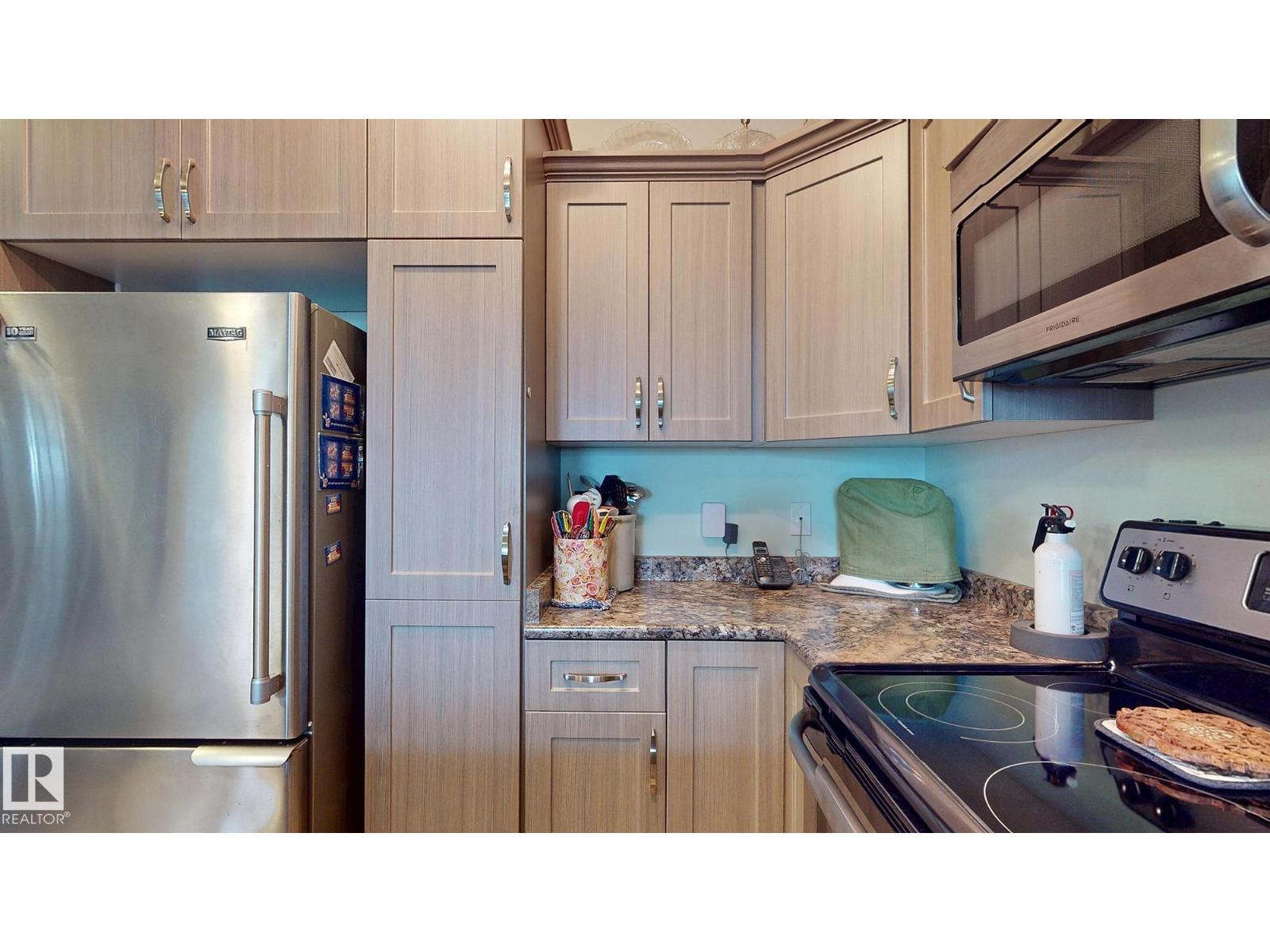 #304 511 QUEEN ST - 6