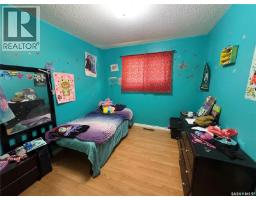 Storage - 129 3rd Street Ne, Wadena, SK S0A4J0 Photo 12