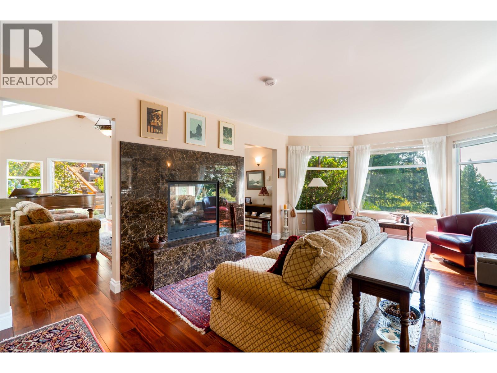 806 HUMMINGBIRD LANE, Bowen Island
