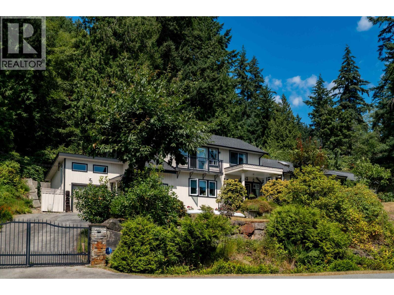 806 HUMMINGBIRD LANE, Bowen Island