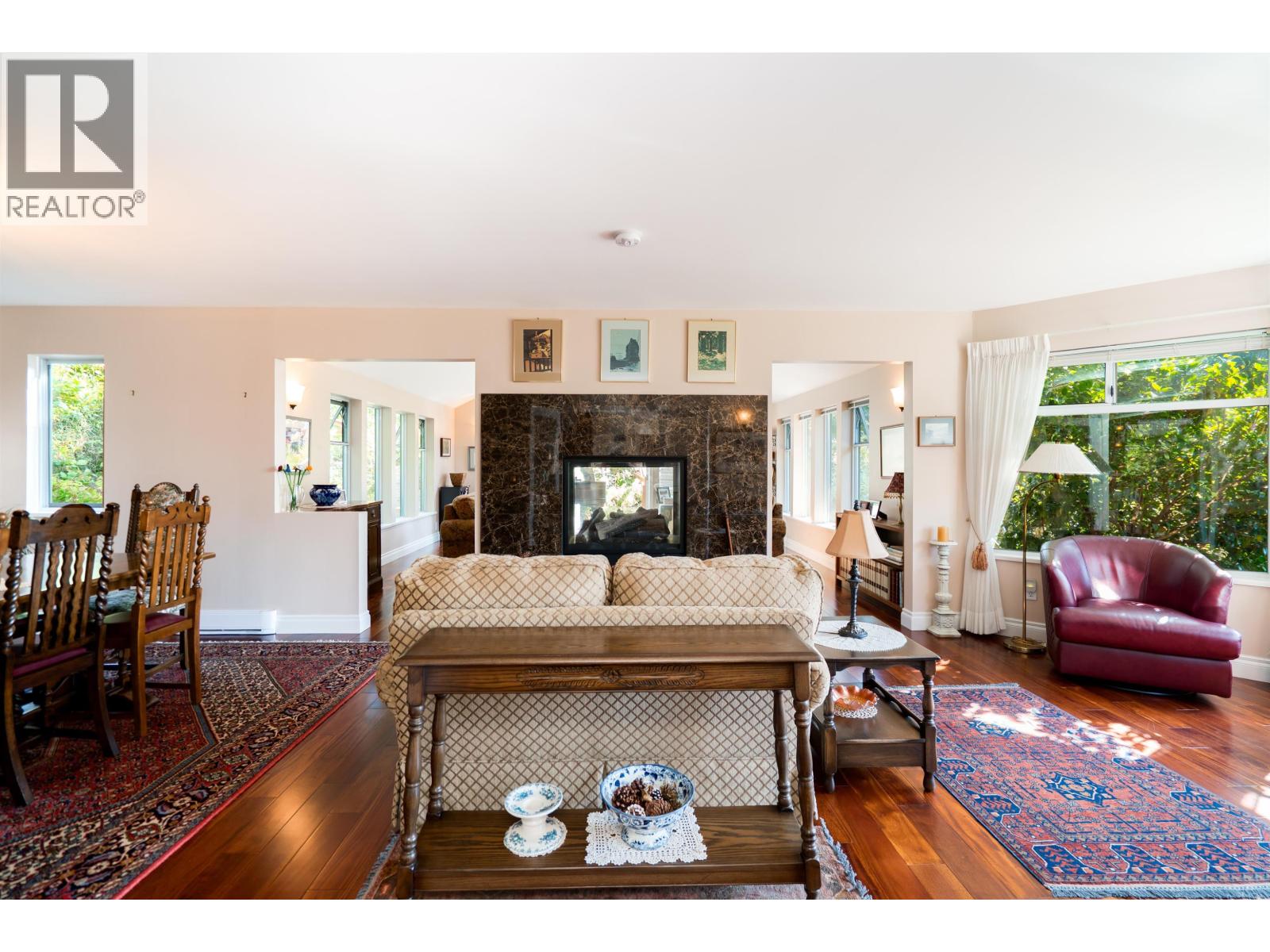806 HUMMINGBIRD LANE, Bowen Island