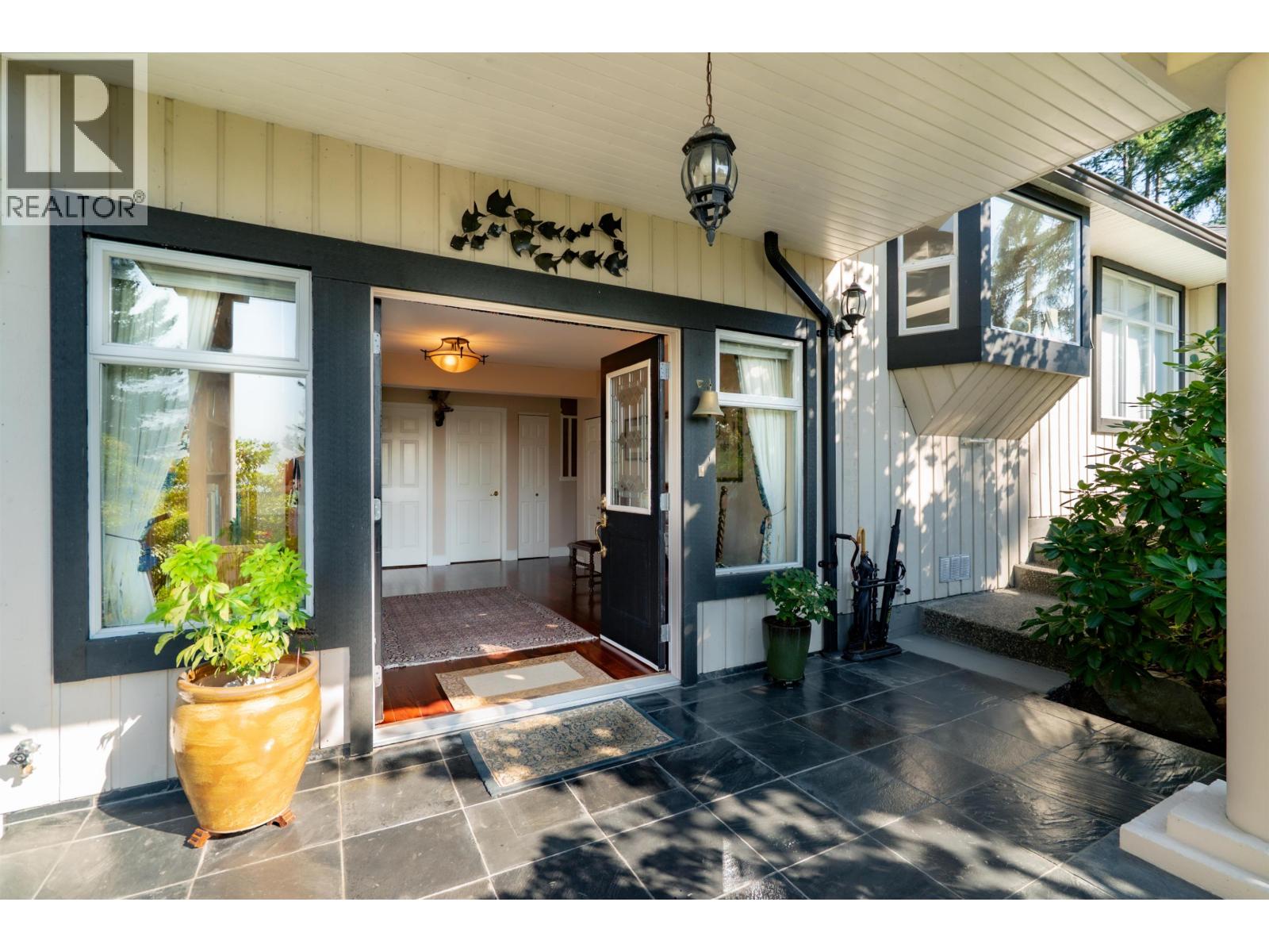 806 HUMMINGBIRD LANE, Bowen Island