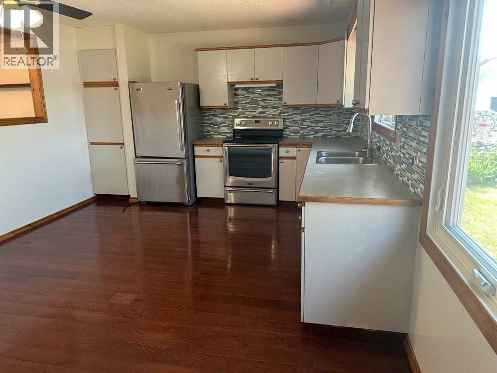 2322 15 Avenue - 6