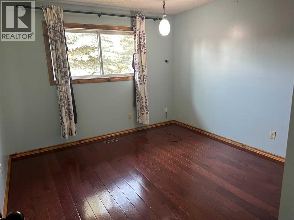 2322 15 Avenue - 12