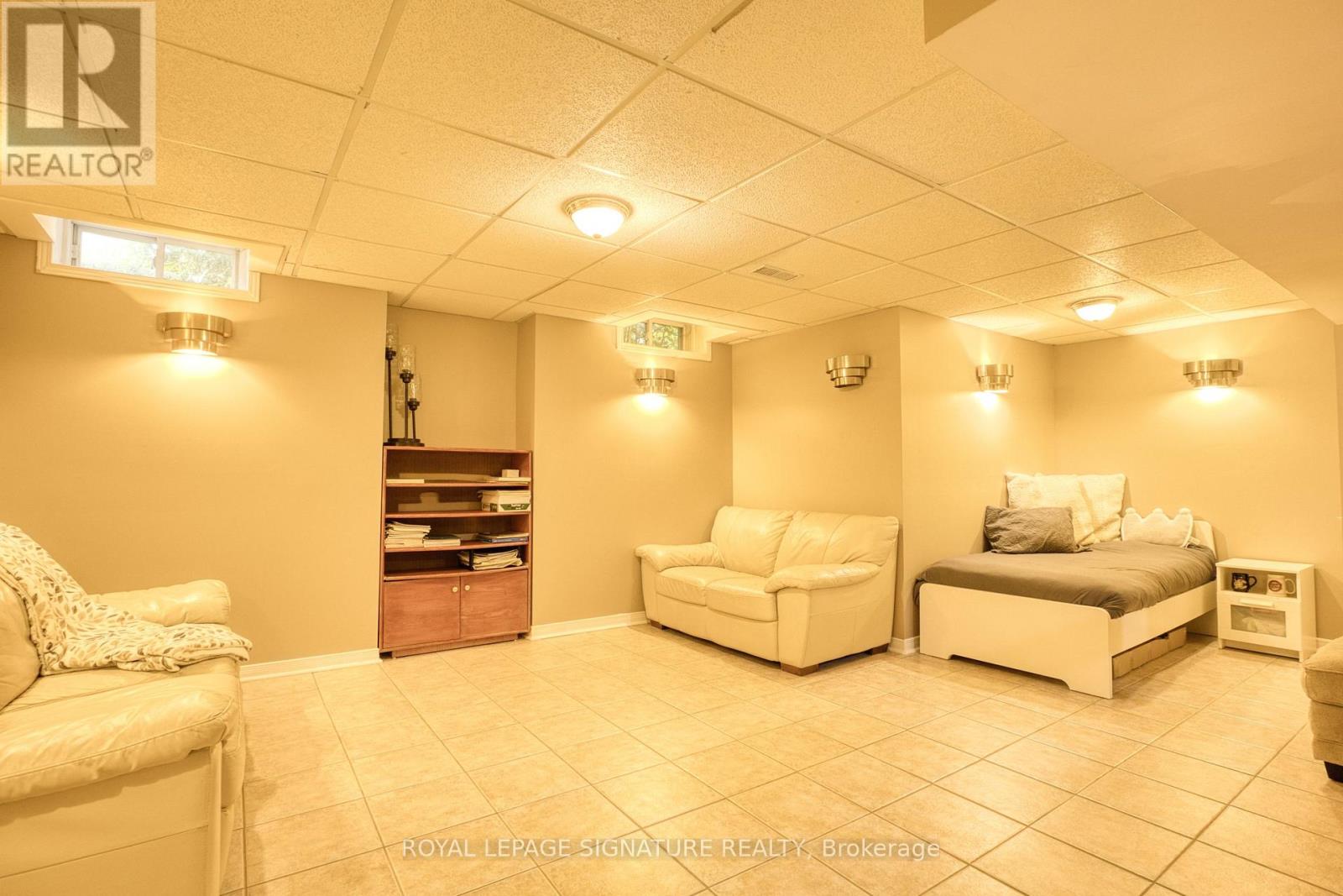 2449 BANKSIDE DR DRIVE - 23